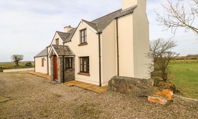Haverfordwest House | Maerdy Lodge