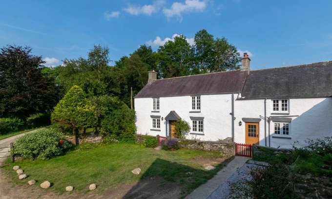 Corwen House | Maerdy Uchaf in the beautiful Ruthin