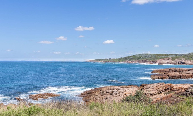 Boat Harbour House | Maestral II, 27a Richardson Ave - 290 metres from the waters edge , Air Con