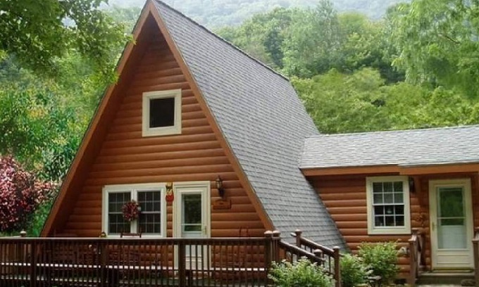 Maggie Valley Cabin | ~*~Maggie Valley Chalet ~*~n5 min from BlueRidge Parkwayn2BR/2BR/Wifi/Smart TVsn