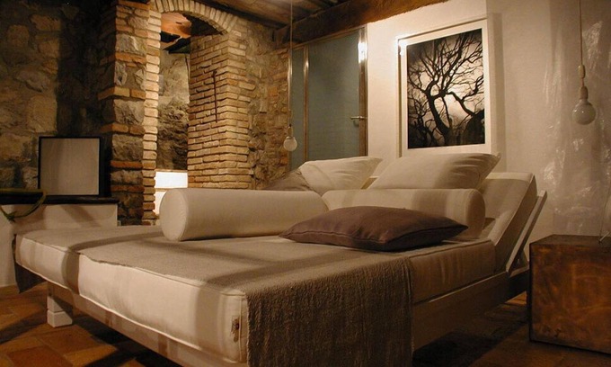 Montemassi Apartment | Magical place, middle ages and nature!