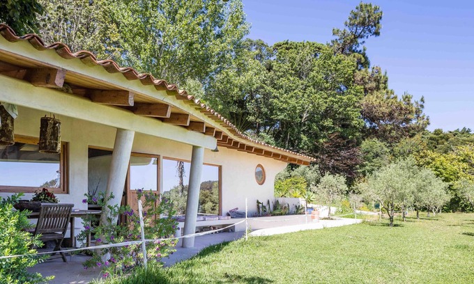 Monserrate Cottage | Magical and romantic award-winning Hobbit house to slow down, recharge and dream