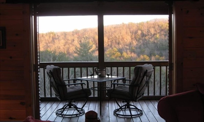 Foxfire Estates Cabin | Magical Cabin