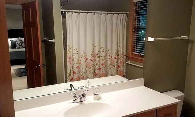 Rochester House | Magical Nest Hideaway