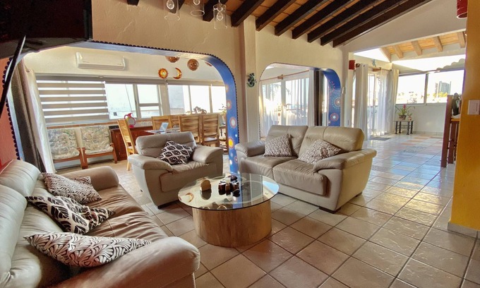 Colonia 5 de Diciembre Apartment | Magical Penthouse in the Historic Area of Puerto Vallarta near the beach