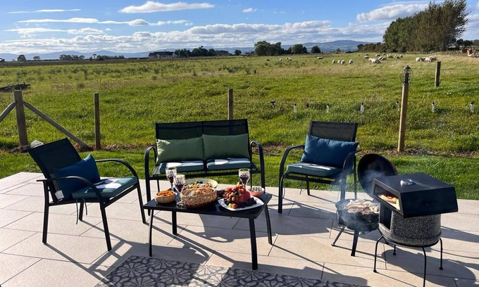 Limavady Cottage | Magilligan - Cottage - Sleeps 6 - Parking - Garden