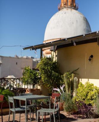 Montecalvario House | Magma Home - Rooms & Roof