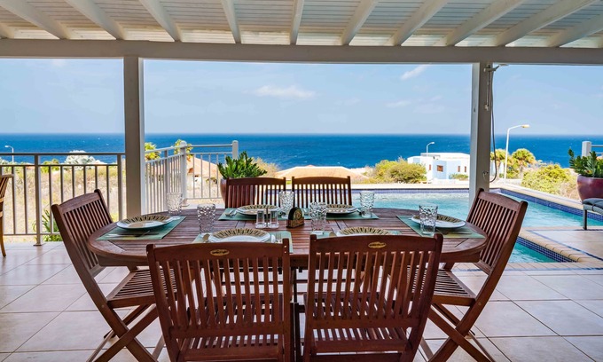 Sint Willibrordus Villa | Magnificent 180 degree view of Caribbean pool Villa - in Coral Estates Curacao
