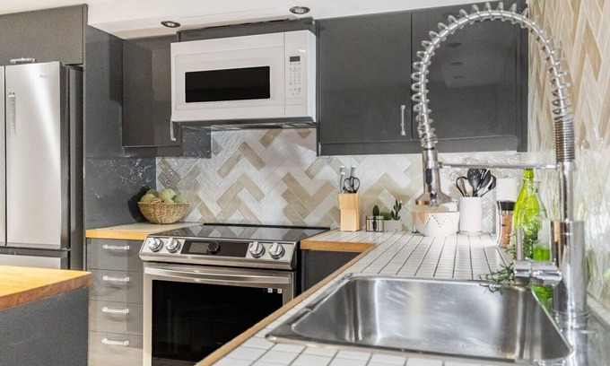 Nouveau-Rosemont Apartment | Magnificent 2BR Apartment fully equipped