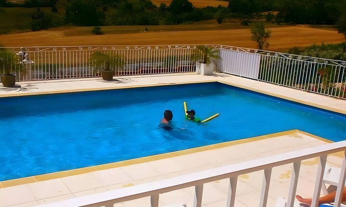 Lagorce Cottage | Magnificent Accommodation in Southern Ardèche with Peaks
