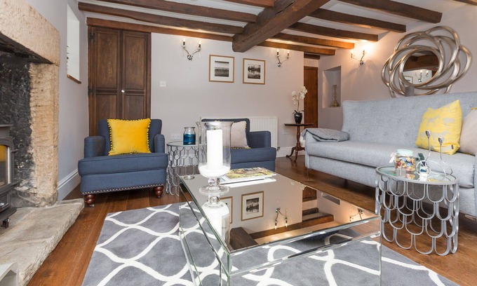 Beeley Cottage | Magnificent Chatsworth Estate,Beeley,2 Bedroom luxury restored cottage