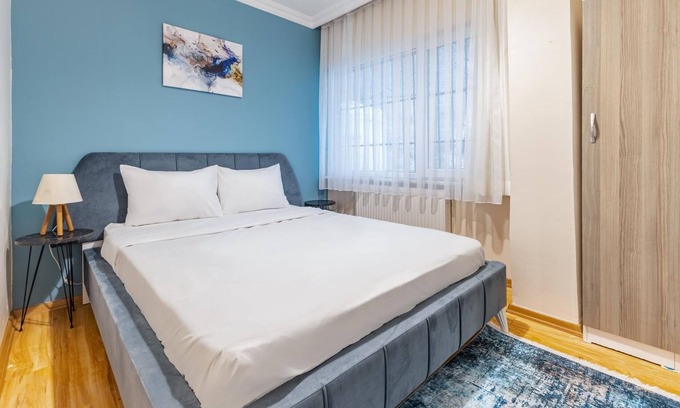 Mecidiyekoy Apartment | Magnificent Flat in a Central Location in Sisli