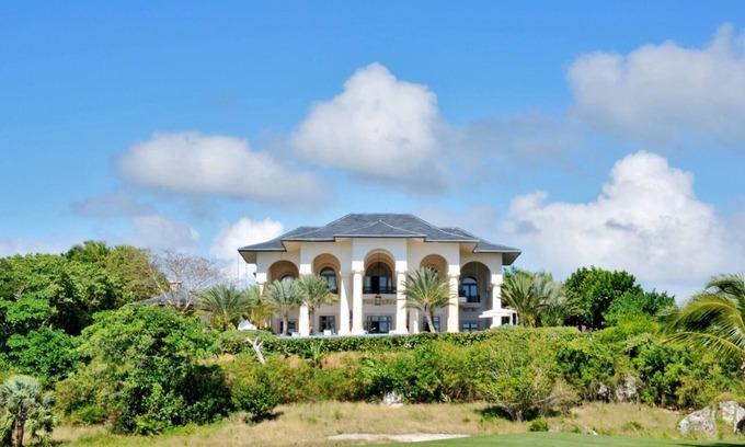 Punta Cana House | Magnificent Mansion with amazing views to the Caribbean Sea and the Golf Course!