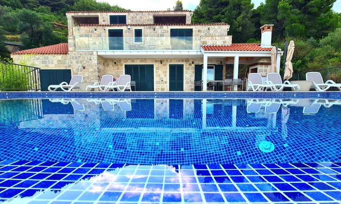 Lopud Island Villa | Magnificent new Villa Tofta on Lopud, Croatia. Sea views from the infinity pool