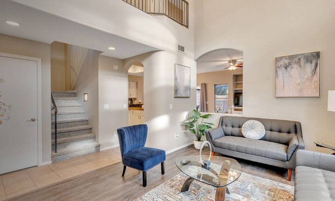 Deer Valley House | Magnificent North Phoenix Home
