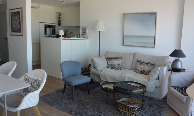 Duinbergen Apartment | Magnifique Appartement sur la Digue Avec Très Belle vue mer