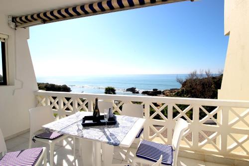 Areias de Sao Joao Apartment | magnifique appartement sur la plage .