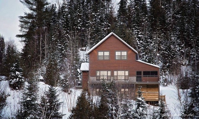 Mauricie Ski Chalet | Magnifique Chalet 3 Étages lac du Missionnaire