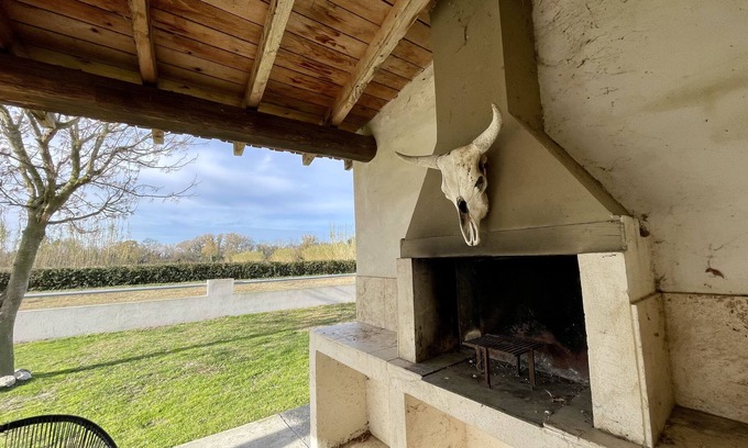 Arles Other | Magnifique Gîte à la Ferme 10 Couchages