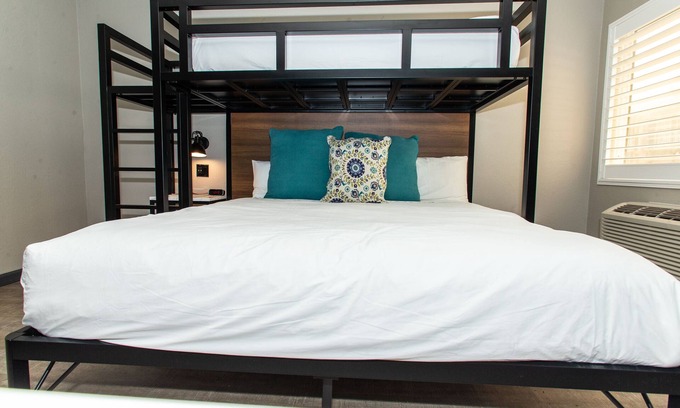 Anaheim Resort Hotel | Magnolia Tree Hotel - Near Anaheim Convention Center