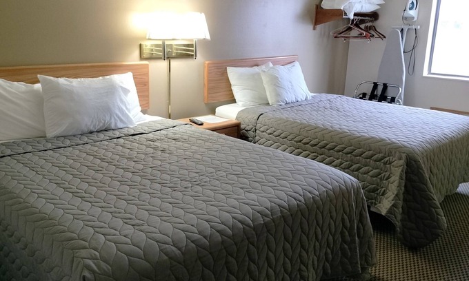Ironwood Hotel | Magnuson Hotel Ironwood
