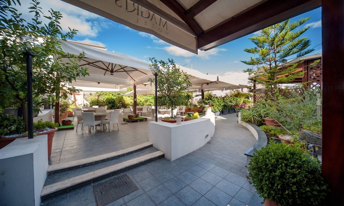 Naples Hotel | Magris Hotel