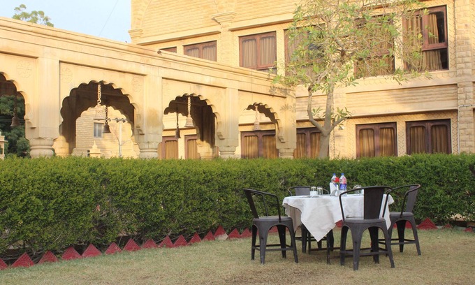Jaisalmer Hotel | Mahadev Palace