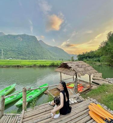Chieng Chau House | Mai Chau riverside camping