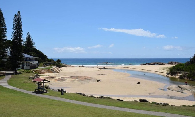 South West Rocks Apartment | Main Beach 1 - Bring your own linen.