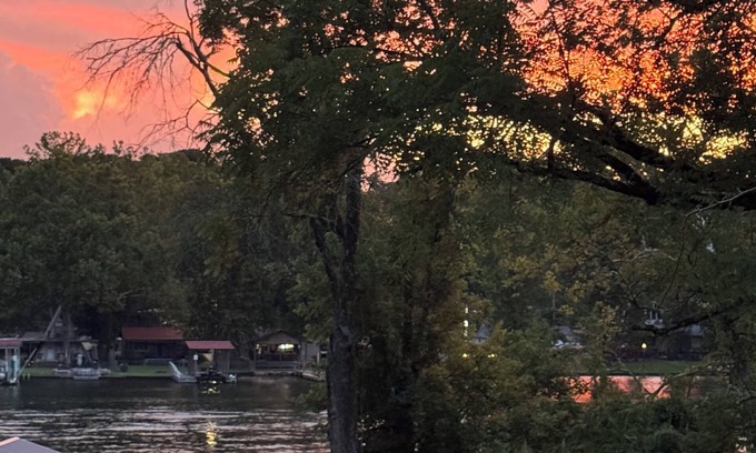 Mid America Cottage | Main channel,Hamilton, fireplace, covered porch, pulldown sun screen, cool water