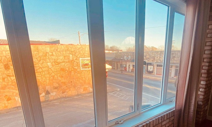 Mountain View Apartment | Main Street Panorama