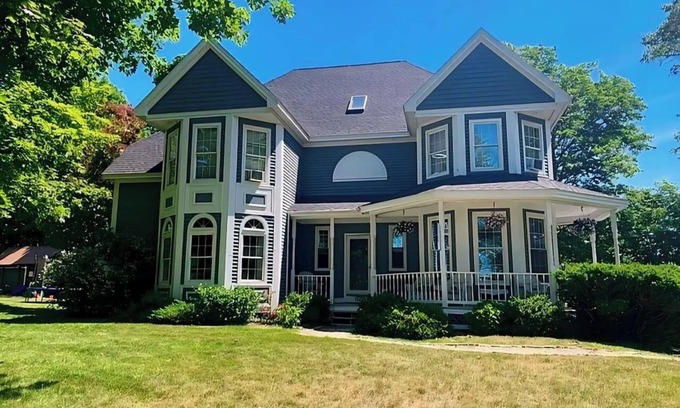Brunswick House | Maine Luxury Home On the Sea