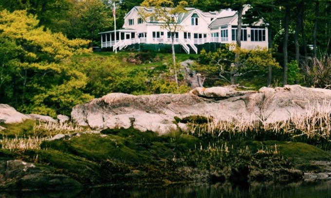 Woolwich House | Maine waterfront home, with hot tub and dock access, 1 mile from downtown Bath