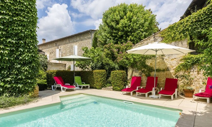 Pujols Villa | Maison Acacia - Six Bedroom Villa, Sleeps 12
