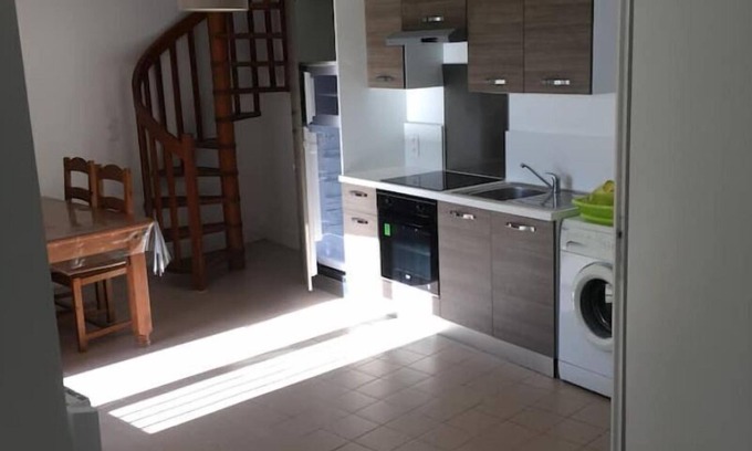 Condat-sur-Vienne House | Maison Accueillante Avec Parking Gratuit sur Place
