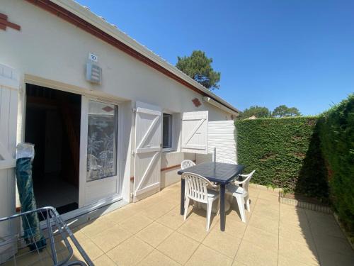 La Tranche-sur-Mer House | Maison avec piscine proche plage, La Tranche-sur-Mer - FR-1-22-345