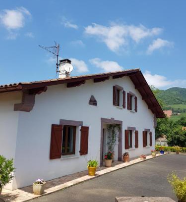 Saint-Jean-Pied-de-Port House | Maison Bakea