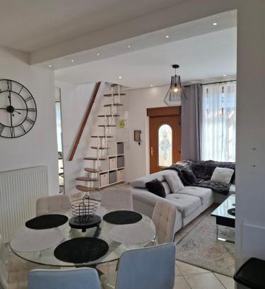 Rouvroy House | Maison bella secteur calme