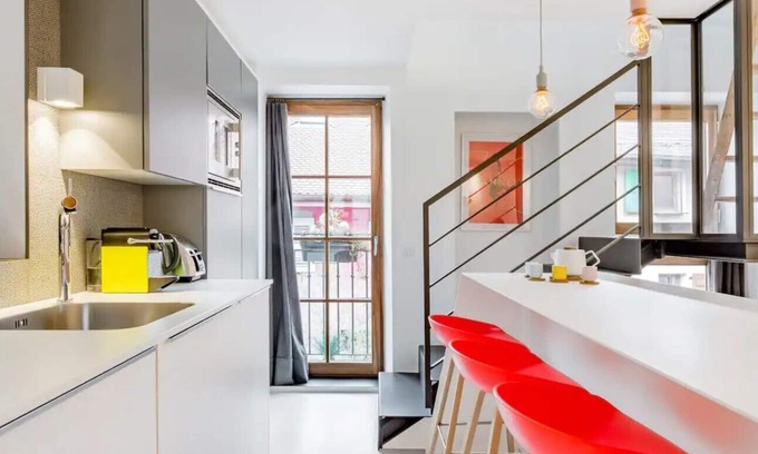Annecy Old Town House | Maison Castellino