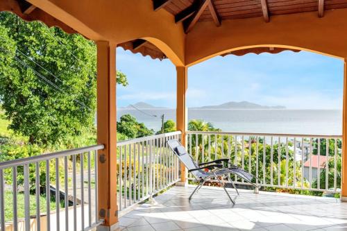 Trois-Rivieres House | Maison charmante avec vue sur la mer et la montagne à Trois-Rivières