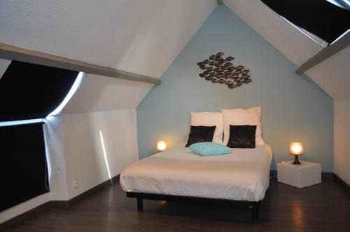 Le Rosais-La Flourie House | Maison Coetquen