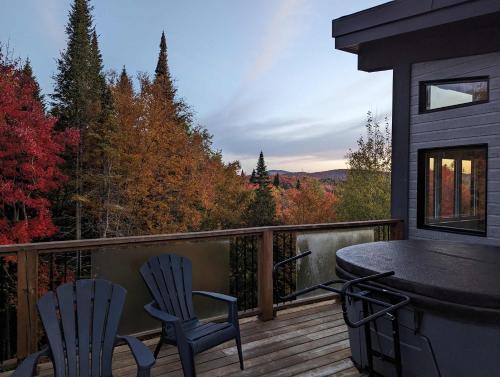 Lac-Superieur Ski Chalet | Maison contemporaine Tremblant- Spa & tranquillité