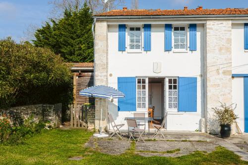 Le Chateau-d'Oleron House | Maison Cosy dans Un Domaine
