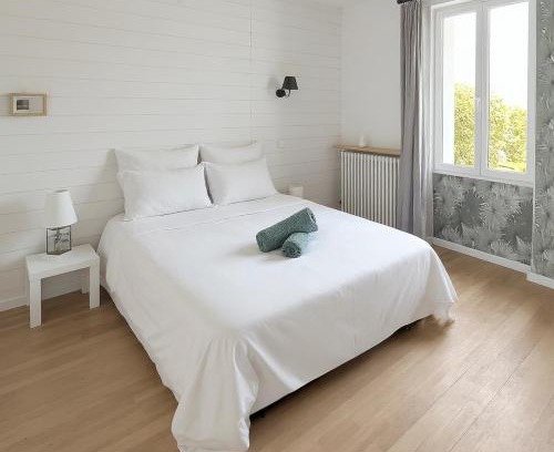 Nuits-Saint-Georges House | Maison cosy with private garden, 4 bedrooms, Wine Route