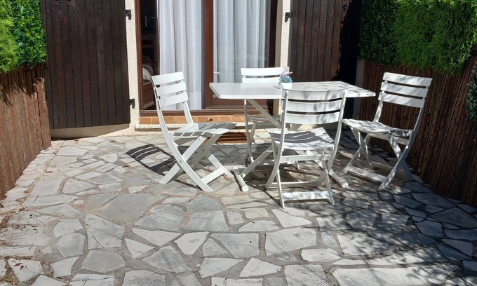 Saint-Vallier-de-Thiey House | Maison Dans Ancien Village Vacances. Animaux Bienvenus !
