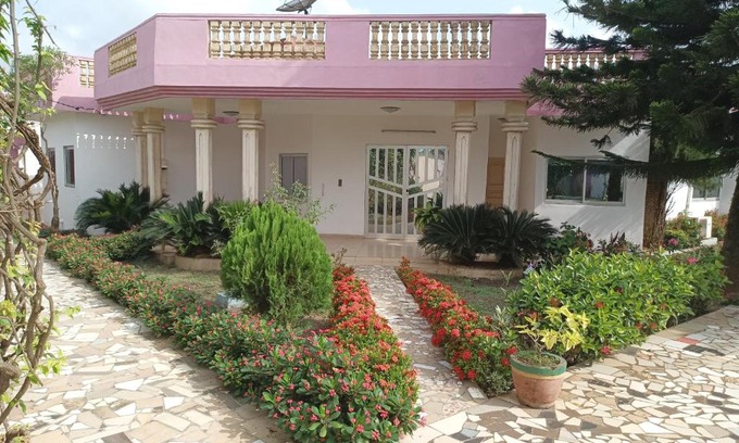 Porto-Novo Bed & Breakfast | Maison d'hôtes Le Mistral