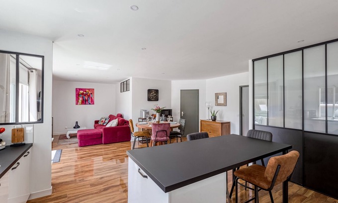 Salles sur Mer House | Maison Dany - Maison avec jardin