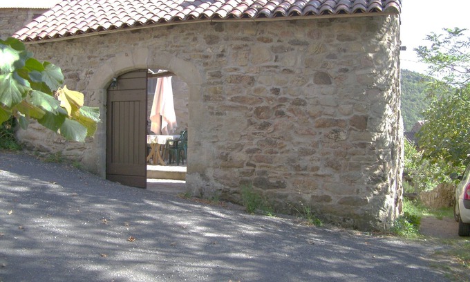 Saint-Rome-de-Tarn House | Maison de Campagne Dans un Hameau Idéal Pour Déconnecter