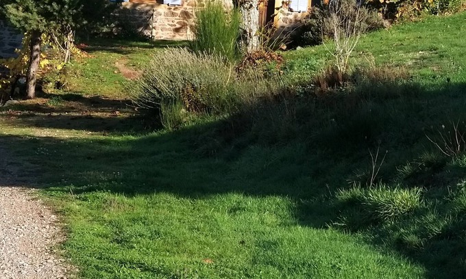Thizy-les-Bourgs House | Maison de Campagne Familiale, 8 min du Lac des Sapins ! Animaux Bienvenus