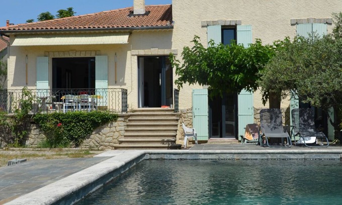 Morieres-les-Avignon House | Maison de Famille Avec Piscine Proche Avignon